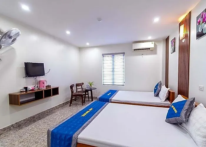Ngoc Nhan Co To Hạ Long