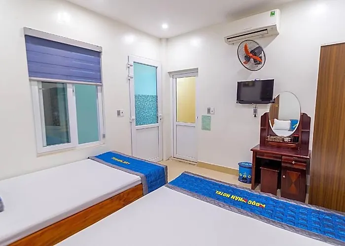 Ngoc Nhan Co To Hotel